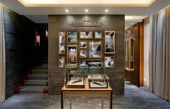 积家手表表蒙有划痕处理方法大全